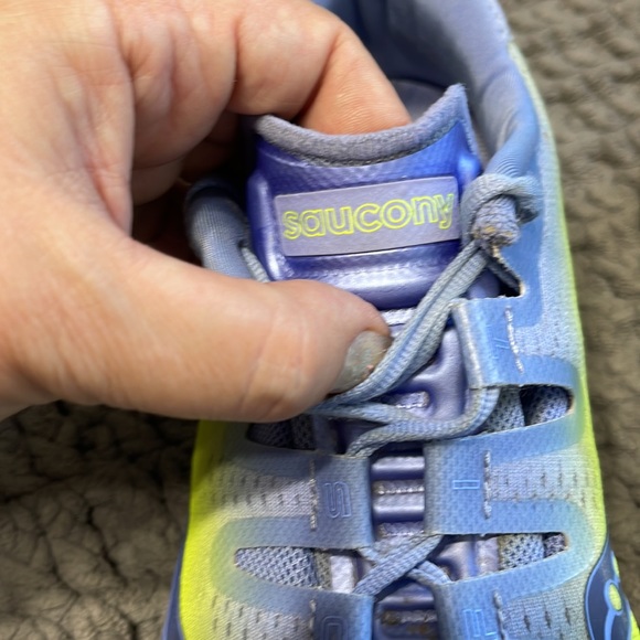 Saucing Freedom Everun ISO women’s 10.5 athletic shoes. In good condition. - Picture 6 of 6